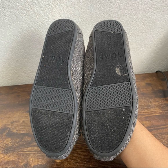 Toms Alpargatas Women's Gray Fur Lined Slip On Shoes Size 9 Flats - Picture 4 of 7